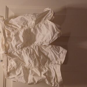 White No Boundaries size 17 stretch with belt